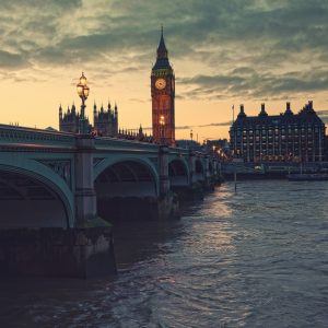 night london bridge river clock 95791 2048x2048
